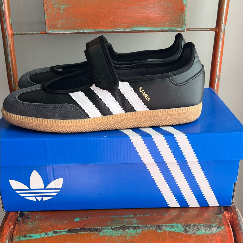 Adidas Samba Jane size 8 Women’s New Black and White